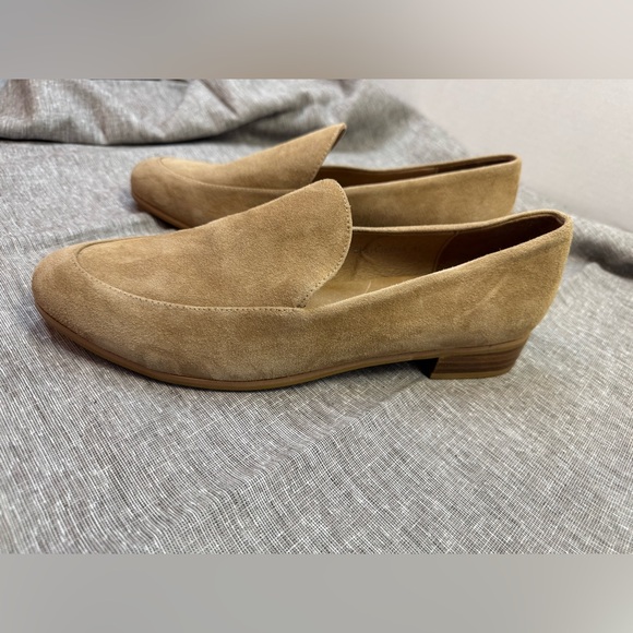 J. Jill Tan Suede Flats with Classic Slip-On Design - Picture 2 of 6